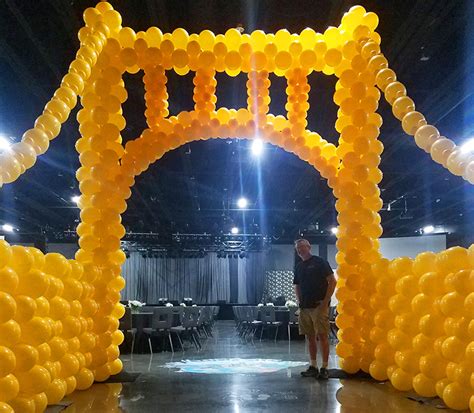 professional balloon decorators.